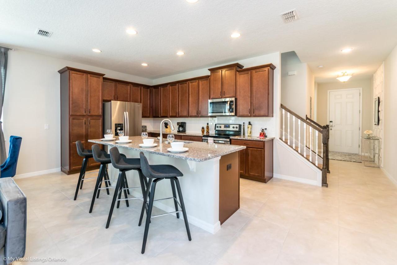 Solara Resort Townhome, 15 Minutes From Disney Кіссіммі Екстер'єр фото