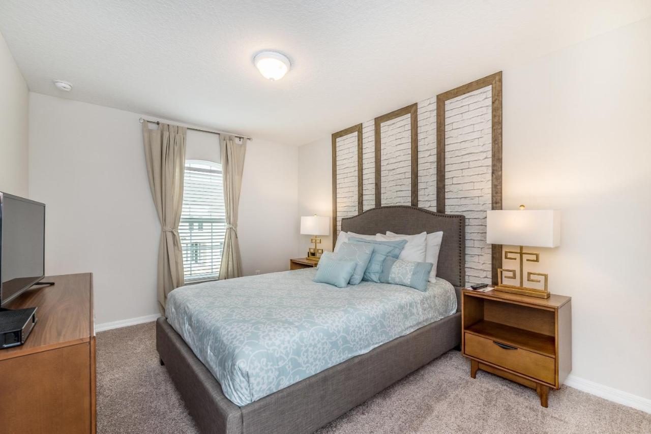 Solara Resort Townhome, 15 Minutes From Disney Кіссіммі Екстер'єр фото