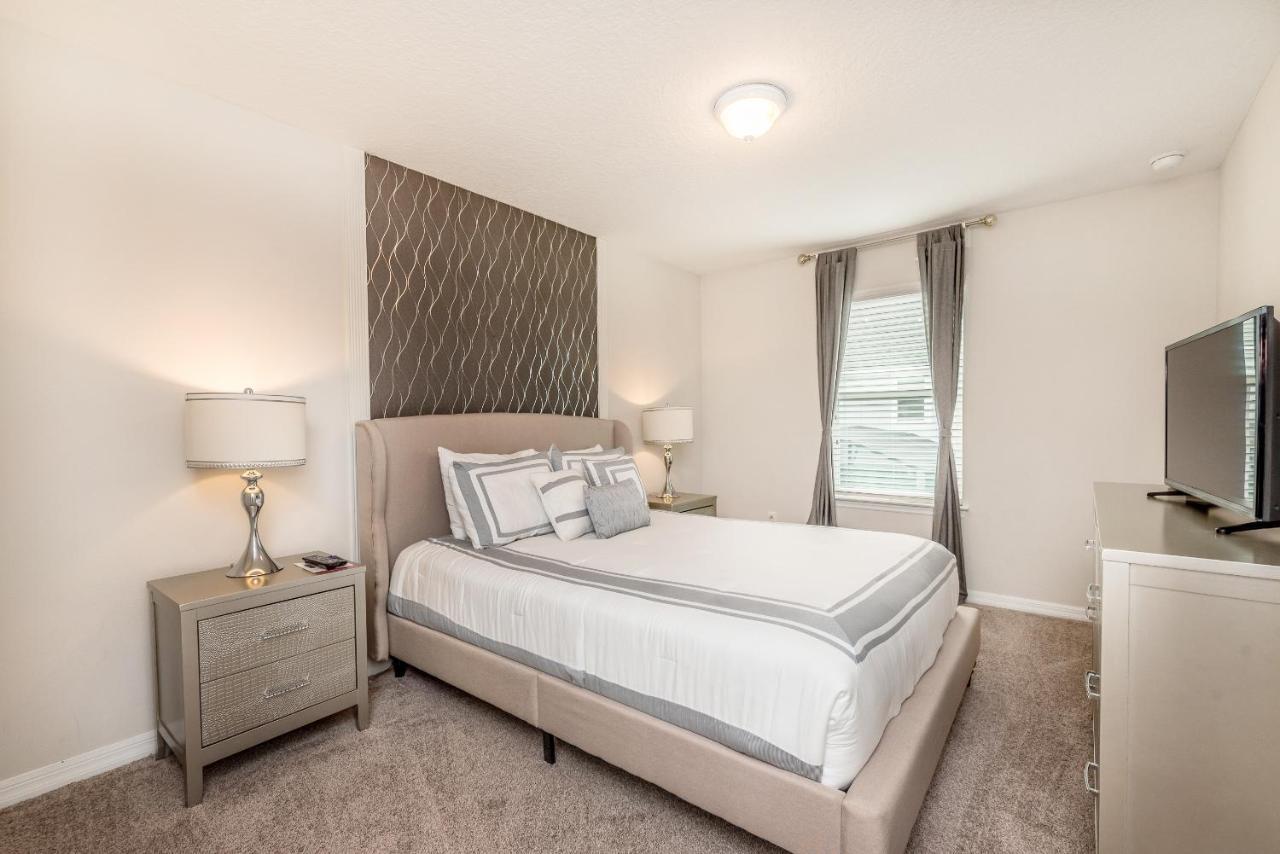 Solara Resort Townhome, 15 Minutes From Disney Кіссіммі Екстер'єр фото