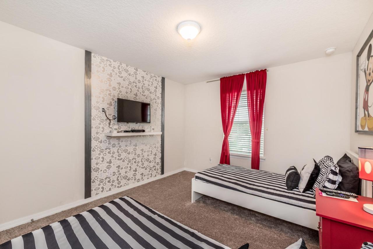 Solara Resort Townhome, 15 Minutes From Disney Кіссіммі Екстер'єр фото